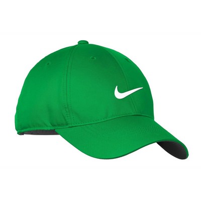 Nike Dri-FIT Swoosh Front Cap.